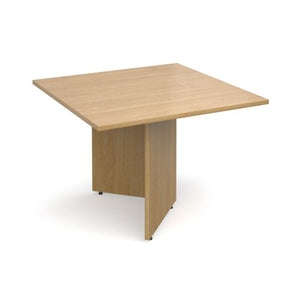 Arrow head leg square extension table Tables